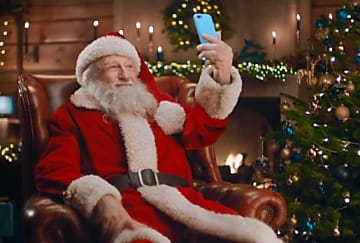 Bouygues Telecom enrichit son opération 'WhatsApp du Père Noël' grâce à l'IA