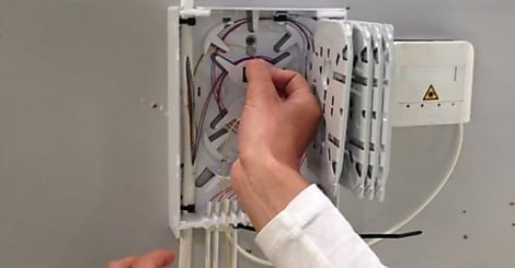 Régulation de la fibre : Orange rejette en bloc l'analyse de l'Arcep