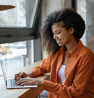 Île-de-France : des créateurs d'entreprise plus jeunes, plus diplômés et plus engagés